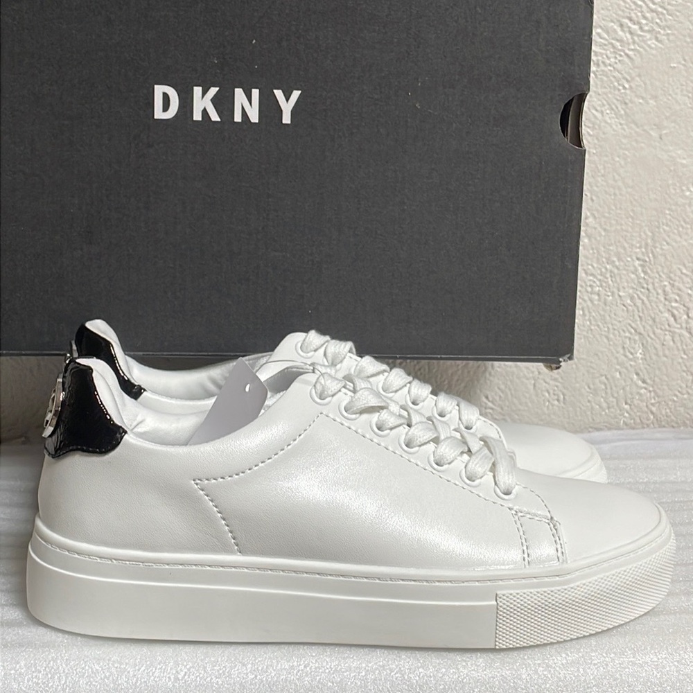 DKNY - Women’s Sneakers